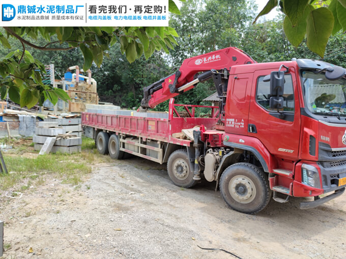 四会大旺中交建筑电缆沟盖板道路工程案例图片-2