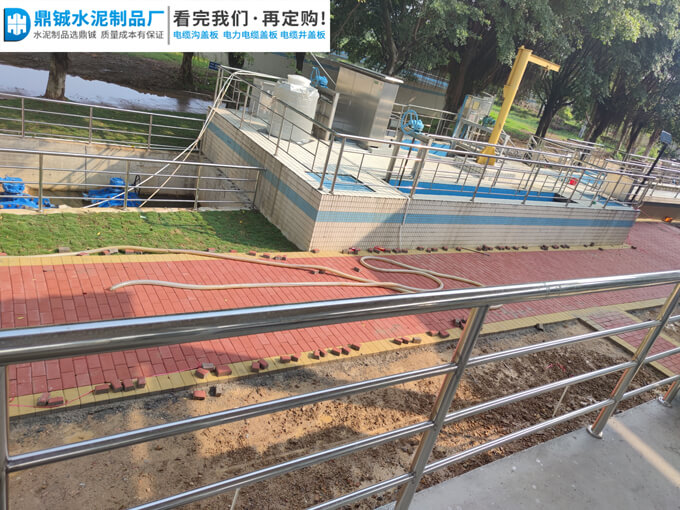 肇庆四会华南水务污水厂透水砖道路工程案例