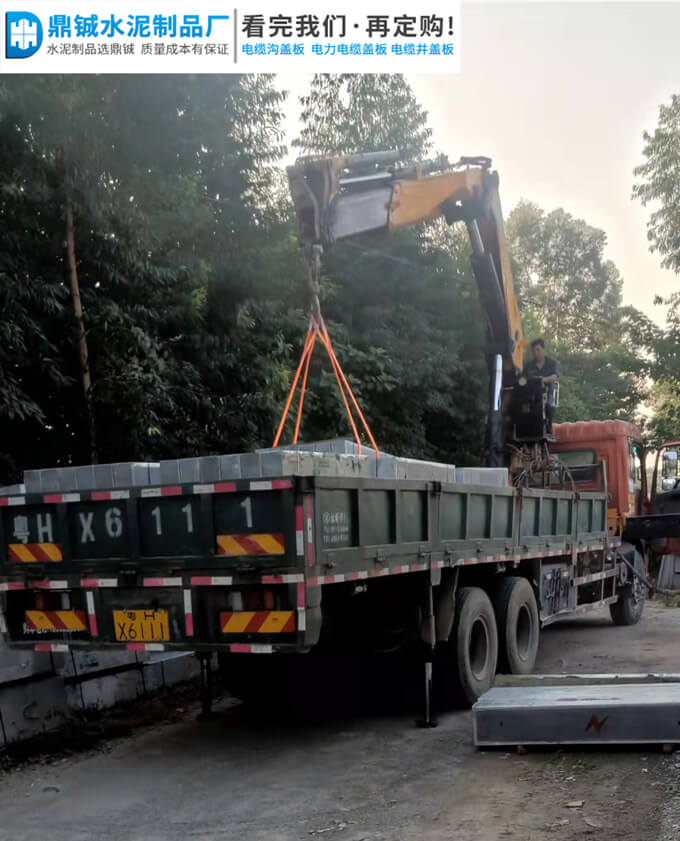 大旺高新区中交建筑电缆沟盖板道路工程案例图片-1